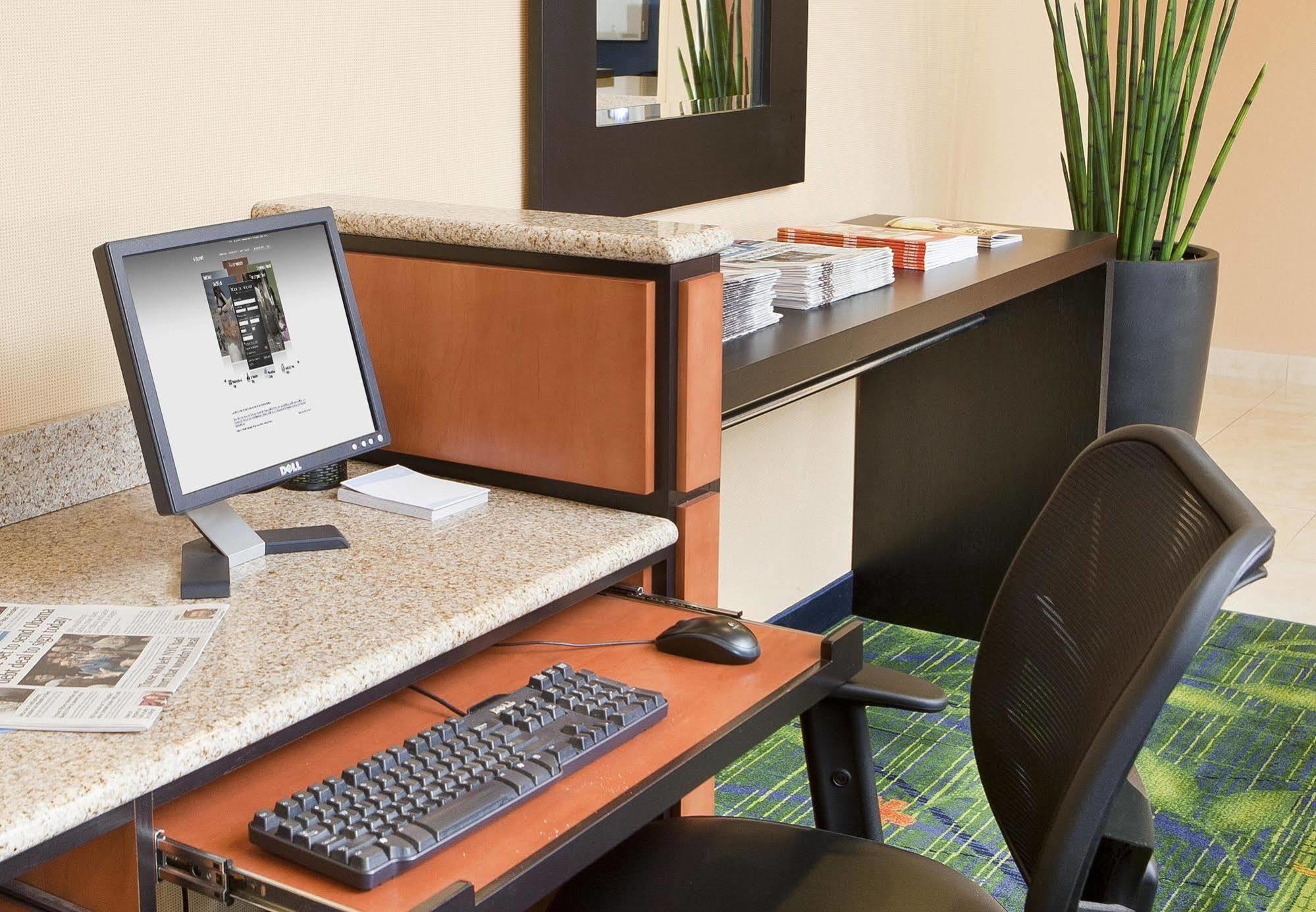 Fairfield Inn By Marriott Forsyth Decatur Бизнес снимка