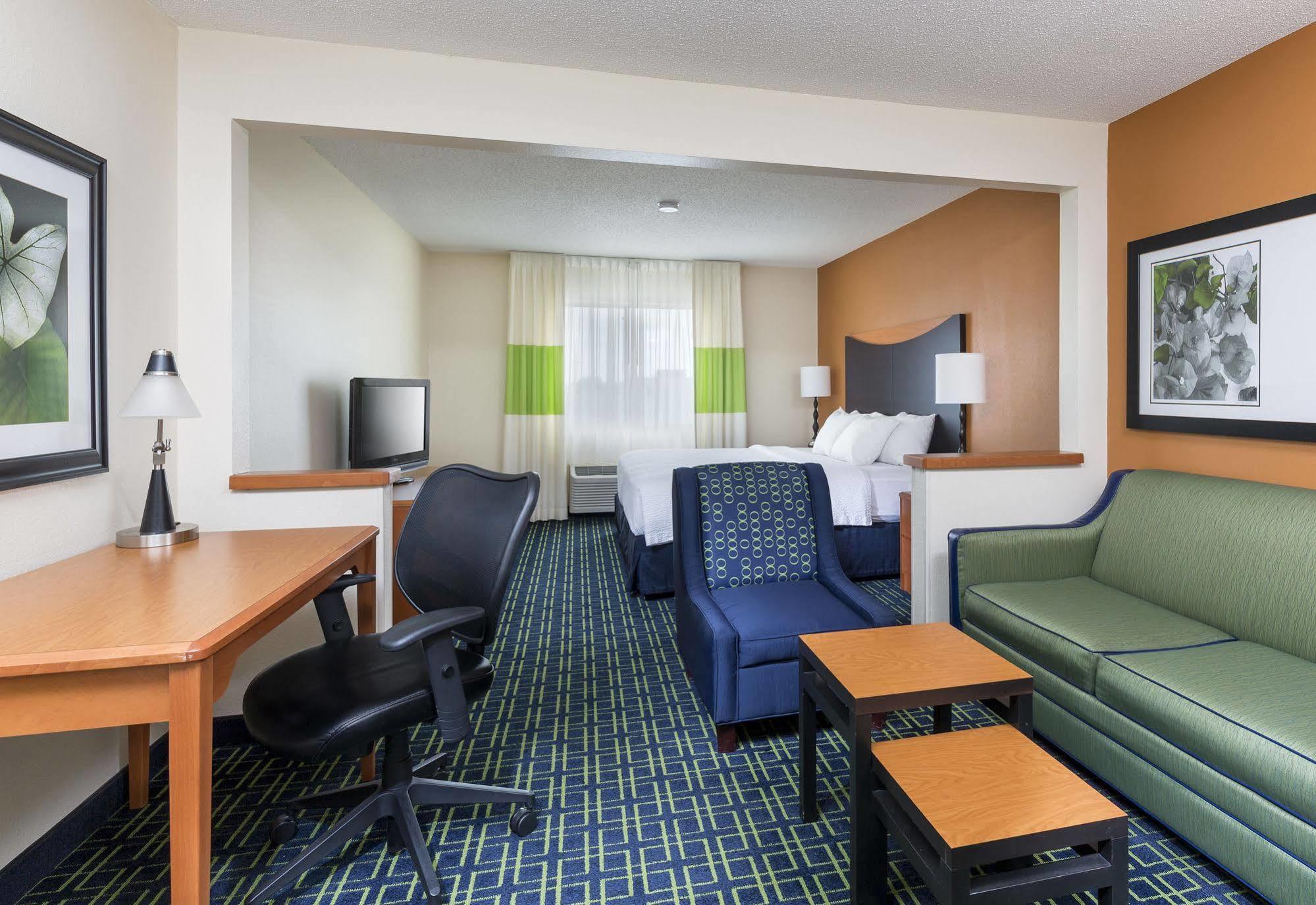 Fairfield Inn By Marriott Forsyth Decatur Екстериор снимка