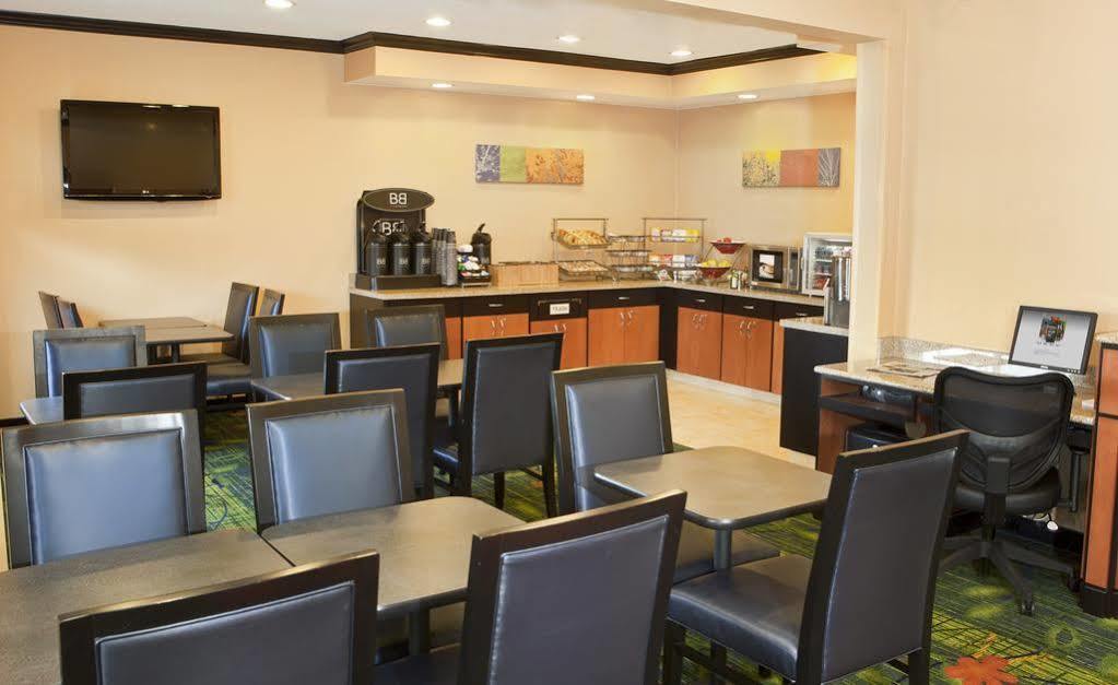 Fairfield Inn By Marriott Forsyth Decatur Екстериор снимка